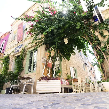 Otel Efnan Butik Çeşme